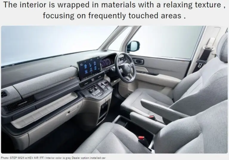 Honda-Stepwagn-Air-interior